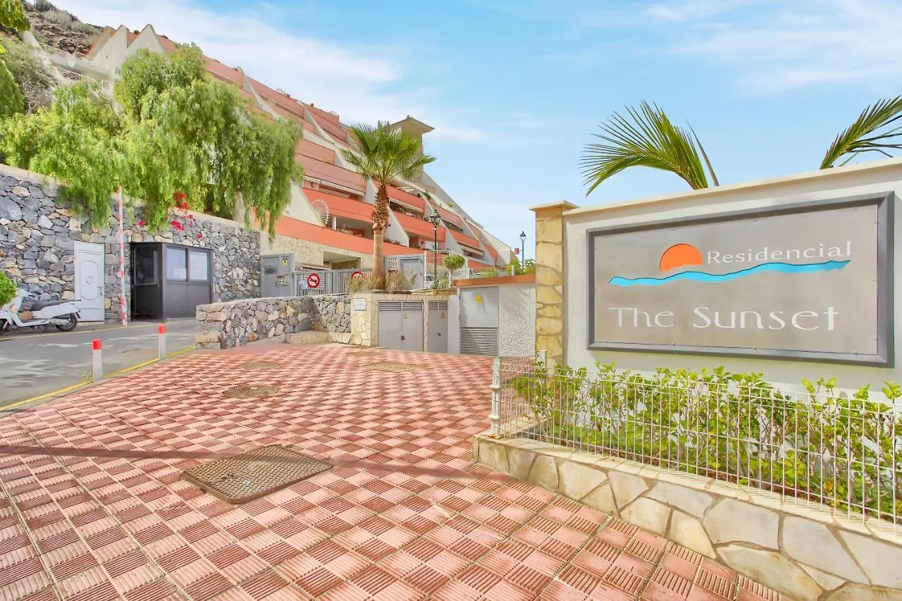 Luxury Penthouse, Best Sunset, Heated Pool, Fast Wifi Costa Adeje  0*, Costa Adeje (Tenerife)
